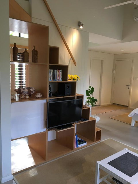 DESIGNER'S STUDIO - Accommodation Main Beach 9