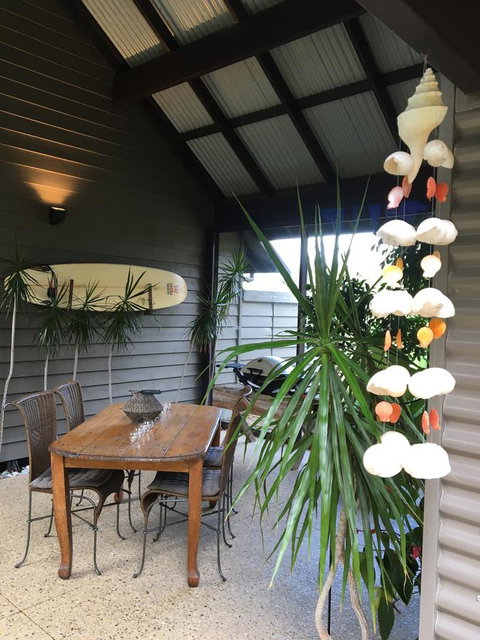 DESIGNER'S STUDIO - Accommodation Main Beach 8