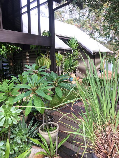 DESIGNER'S STUDIO - Accommodation Main Beach 19