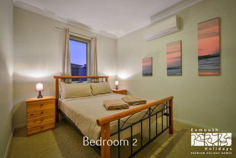 13 Learmonth Street - Close To Town Centre - Accommodation Main Beach 8