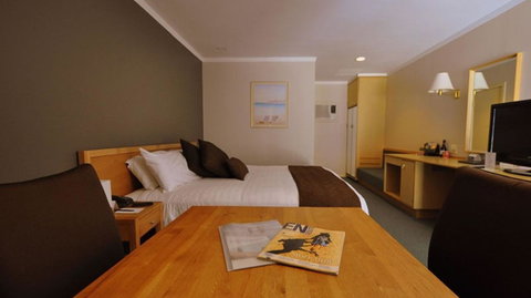Hospitality Esperance SureStay Collection By Best Western - Accommodation Main Beach 39