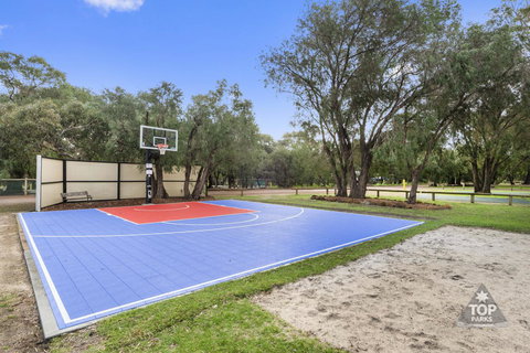 Gracetown Caravan Park - Accommodation Main Beach 3