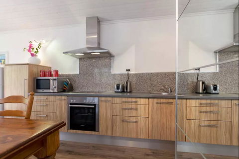 Laneway Studio, Heart Of Fremantle - Accommodation Main Beach 4