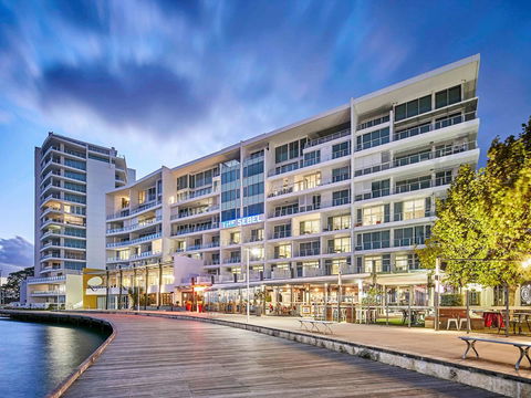 The Sebel Mandurah - Accommodation Main Beach 2