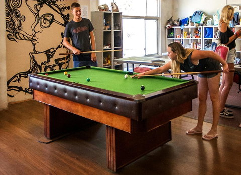 The Hive Hostel - Traveler Friendly, Passport Only - Accommodation Main Beach 0