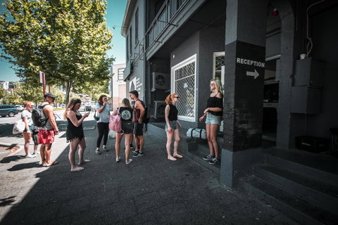 The Hive Hostel - Traveler Friendly, Passport Only - Accommodation Main Beach 18
