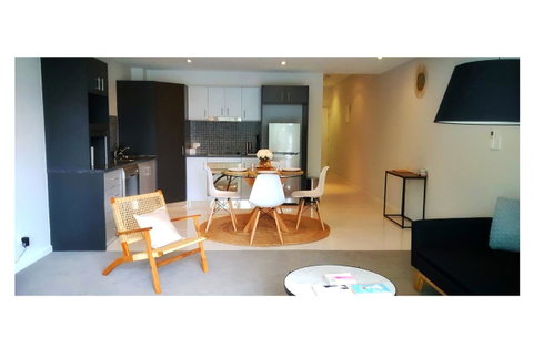 Stylish 1BDR Unit In The Heart Of Subiaco - Accommodation Main Beach 6
