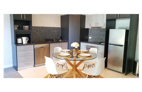 Stylish 1BDR Unit In The Heart Of Subiaco - Accommodation Main Beach 5