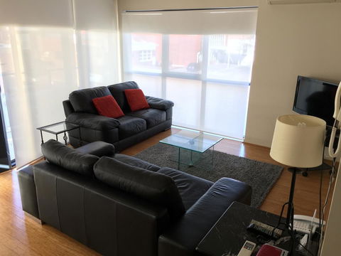 Outram Apartment 25 - Accommodation Main Beach 4