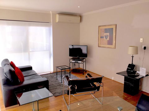 Outram Apartment 25 - Accommodation Main Beach 8