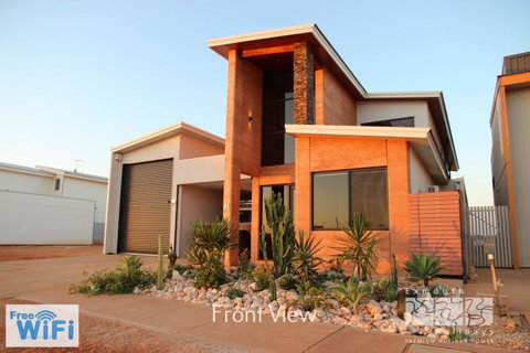 31 Inggarda Lane - Accommodation Main Beach 0