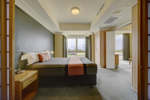 The Jetty Resort - Accommodation Main Beach 21