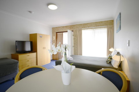 The Jetty Resort - Accommodation Main Beach 38