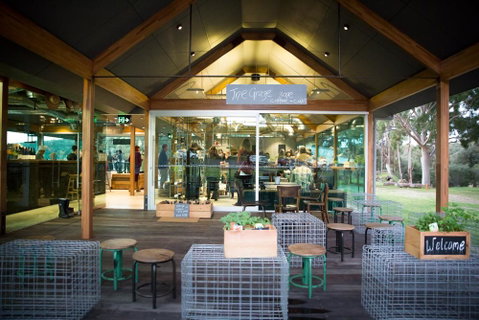 Sienna Lodge - Accommodation Main Beach 28