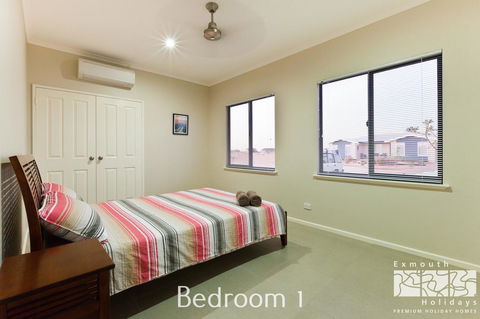 3 Kestrel Place - Accommodation Main Beach 8