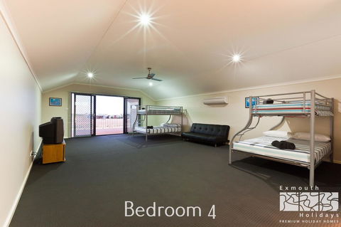 3 Kestrel Place - Accommodation Main Beach 13