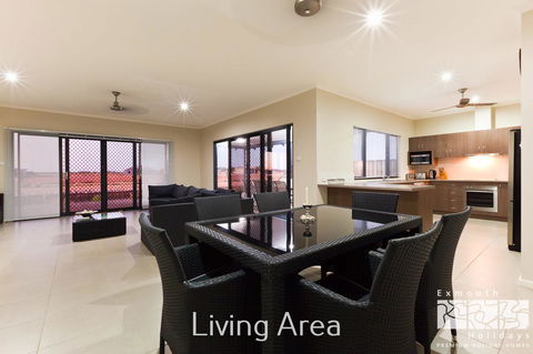 3 Kestrel Place - Accommodation Main Beach 3
