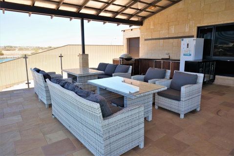 27 Corella Court - Accommodation Main Beach 26