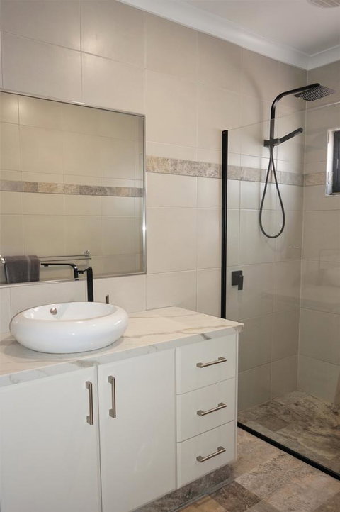 27 Corella Court - Accommodation Main Beach 13