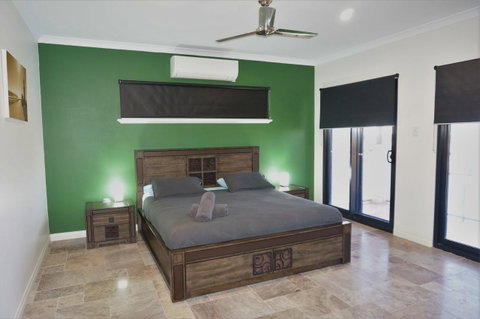 27 Corella Court - Accommodation Main Beach 19