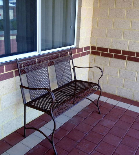 Aaratti House - Accommodation Main Beach 15