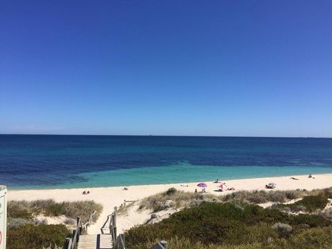 Cottesloe Beach On Napier - Accommodation Main Beach 12