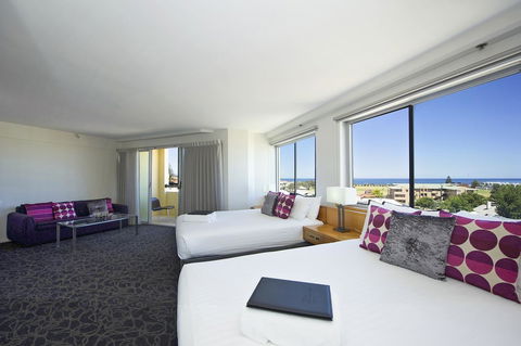 Best Western Plus Hotel Lord Forrest - Accommodation Main Beach 13