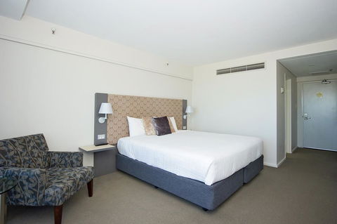 Best Western Plus Hotel Lord Forrest - Accommodation Main Beach 28