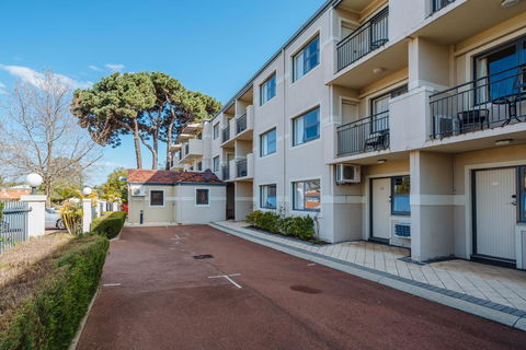 Canning Bridge Auto Lodge - Accommodation Main Beach 17