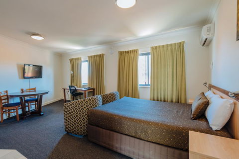 Canning Bridge Auto Lodge - Accommodation Main Beach 32