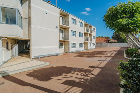 Canning Bridge Auto Lodge - Accommodation Main Beach 16