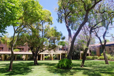 Trinity On Hampden - Accommodation Main Beach 7