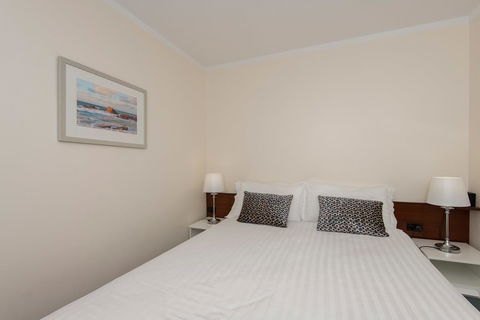 Trinity On Hampden - Accommodation Main Beach 11