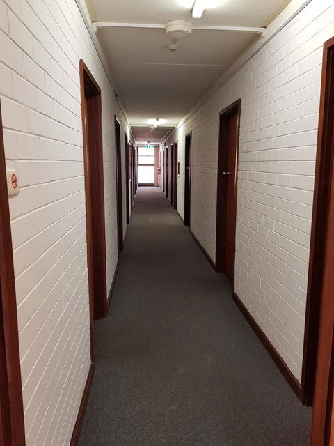 Townsend Lodge - Accommodation Main Beach 4
