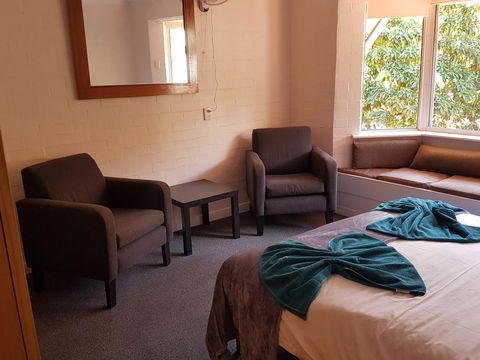 Townsend Lodge - Accommodation Main Beach 24