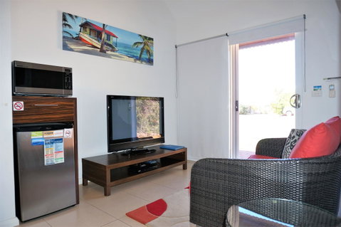 Osprey Holiday Village Unit 203 1 Bedroom - Accommodation Main Beach 7