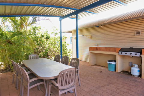 Osprey Holiday Village Unit 119 - Accommodation Main Beach 15
