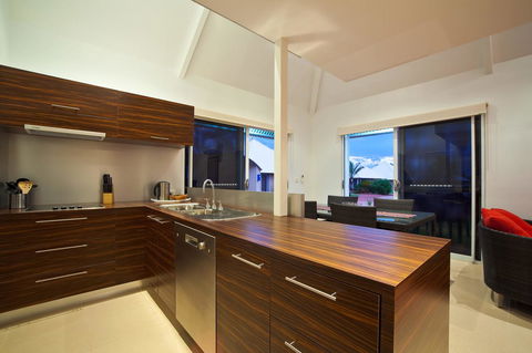 Osprey Holiday Village Unit 103 2 Bedroom - Accommodation Main Beach 5