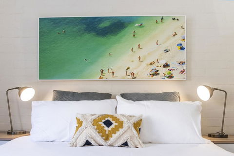 Subiaco Village - 34 - Accommodation Main Beach 6