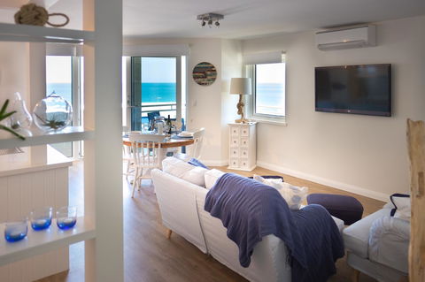 Cottesloe Blue Apartment - Executive Escapes - Accommodation Main Beach 4