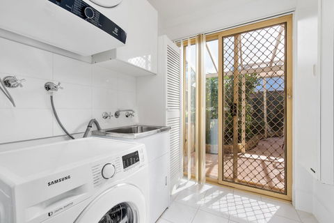 Applecross Village Residence - Accommodation Main Beach 24