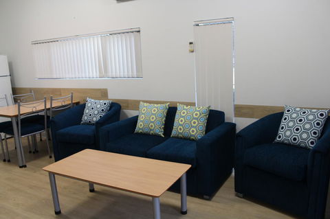 Mandurah Ocean Marina Chalets - Accommodation Main Beach 7