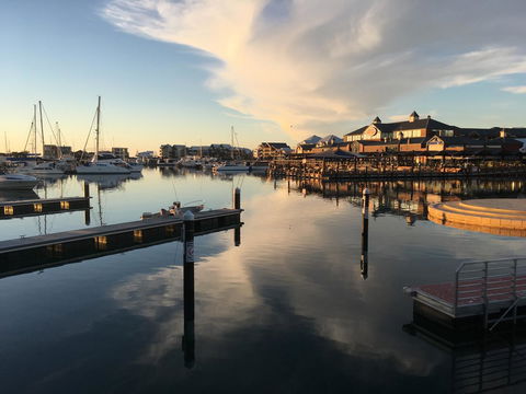 Mandurah Ocean Marina Chalets - Accommodation Main Beach 2