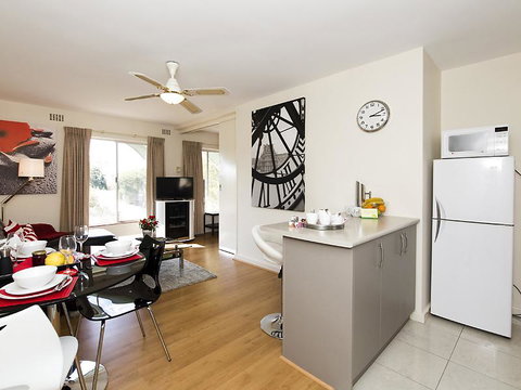 Style In Subiaco - Accommodation Main Beach 5