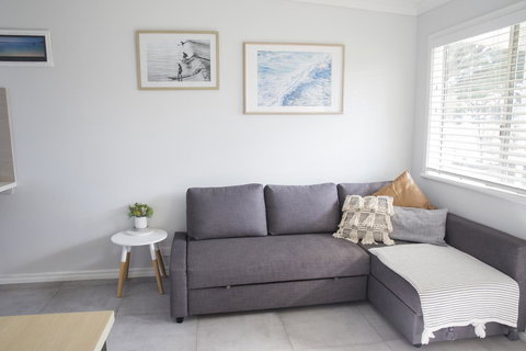 Salty Shack Lancelin - Accommodation Main Beach 3