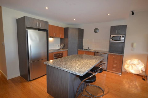 The Arcadia Apartment - Accommodation Main Beach 6