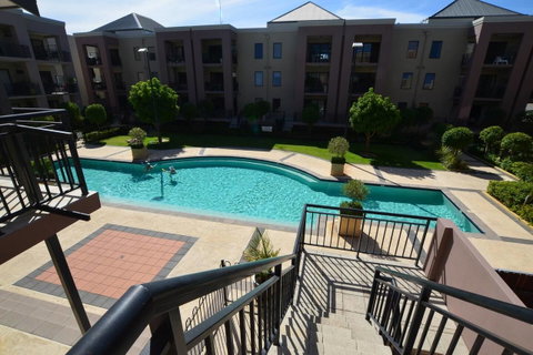 The Arcadia Apartment - Accommodation Main Beach 1