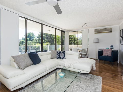 South Perth Deluxe Apartment - Accommodation Main Beach 15