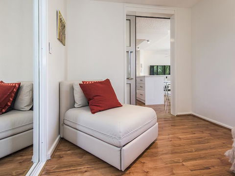 South Perth Deluxe Apartment - Accommodation Main Beach 40