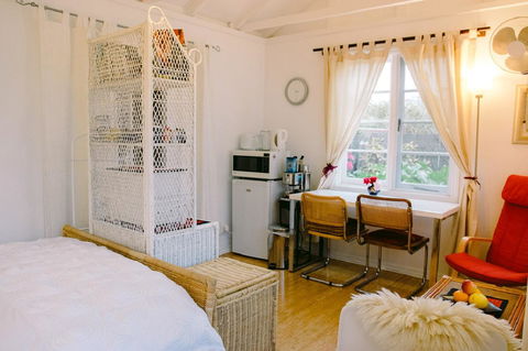 Garden Studio In Cottesloe - Accommodation Main Beach 0